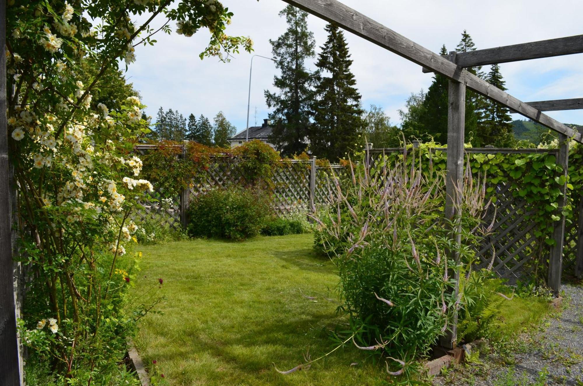 Soergardens Logi Bed & Breakfast Harnosand Exterior photo